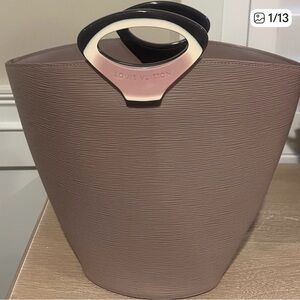 Louis Vuitton Taupe Epi Leather Handbag